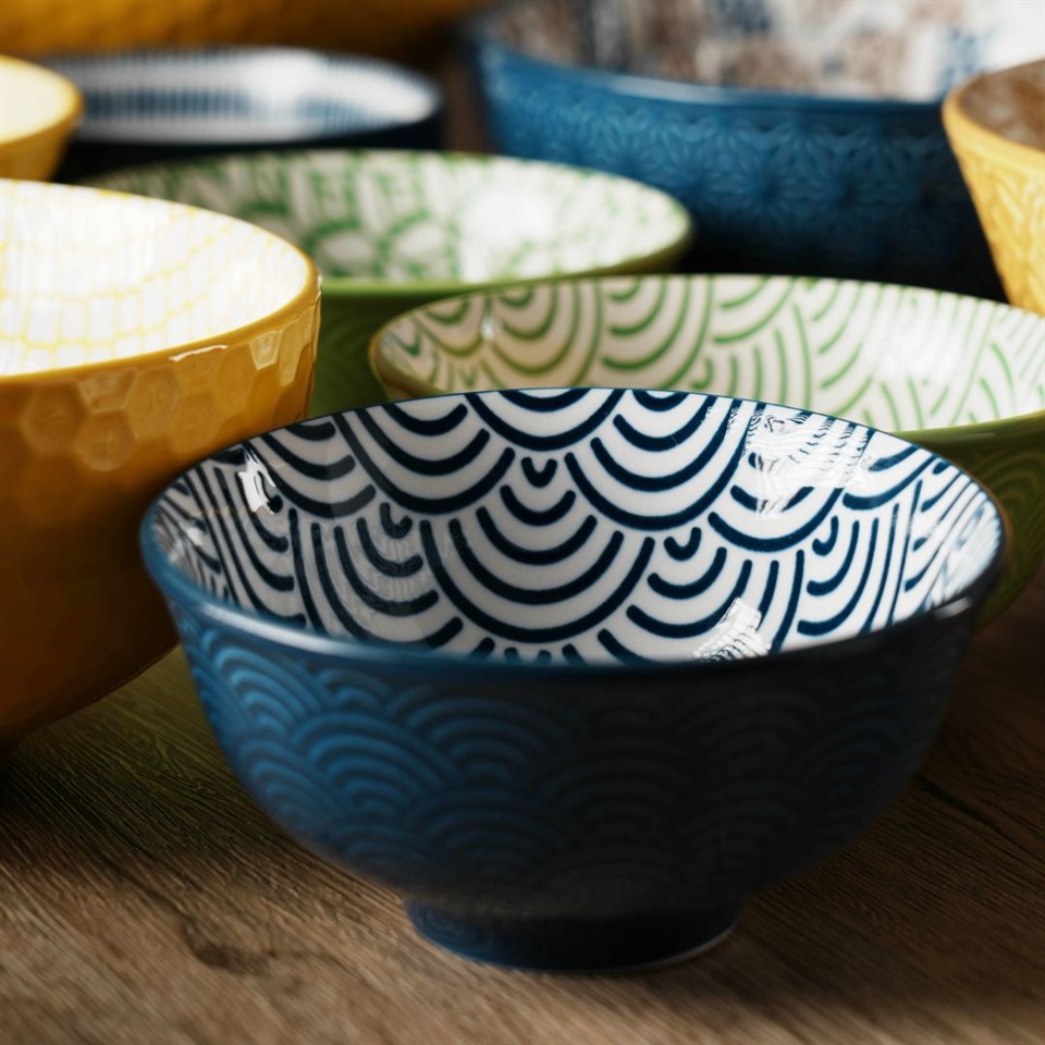 Cuenco de porcelana para deliciosas frutas y postres